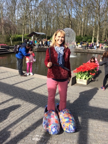 Alison in Shoes Too Big to Fill, Keukenhof, April 2018