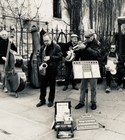 Street band in Saint Germain
